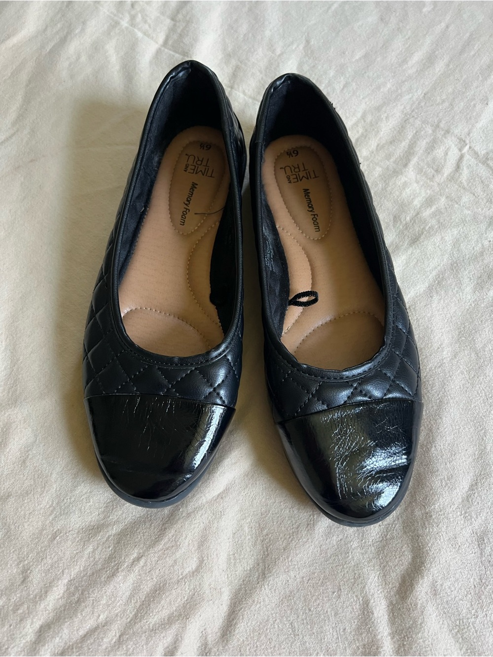 Time and Tru Black Quilted Cap-Toe Slip-On Ballet Flats with Patent Toe